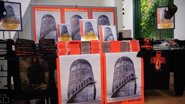 Das neue Rammstein-Albums "Zeit" ist raus.