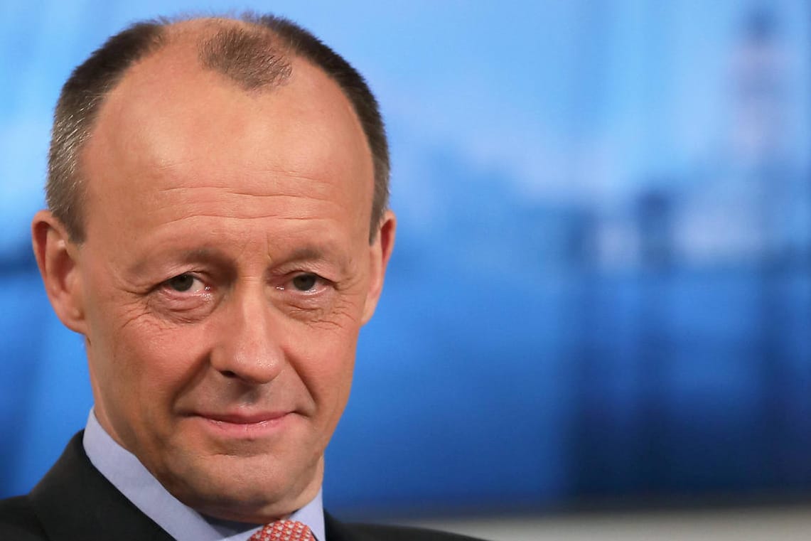 Friedrich Merz in einer Talkshow (Archivbild): Der CDU-Chef attackierte den SPD-Vorsitzenden Lars Klingbeil wegen Geheiminformationen.