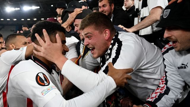 Dem Traum vom Finale ein Stück näher: Fährt Eintracht Frankfurt bald nach Sevilla?. Dem Traum vom Finale ein Stück näher: Fährt Eintracht Frankfurt bald nach Sevilla?.