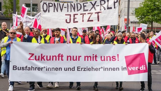 Busfahrer und Erzieher streiken