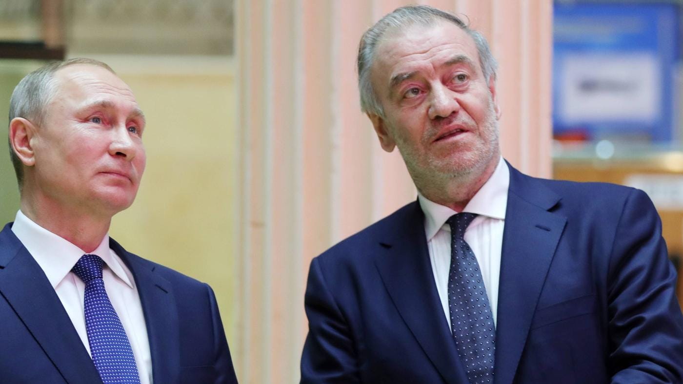 Wladimir Putin und Waleri Gergijew: Die beiden Männer soll eine enge Freundschaft verbinden. Wladimir Putin und Waleri Gergijew: Die beiden Männer soll eine enge Freundschaft verbinden.