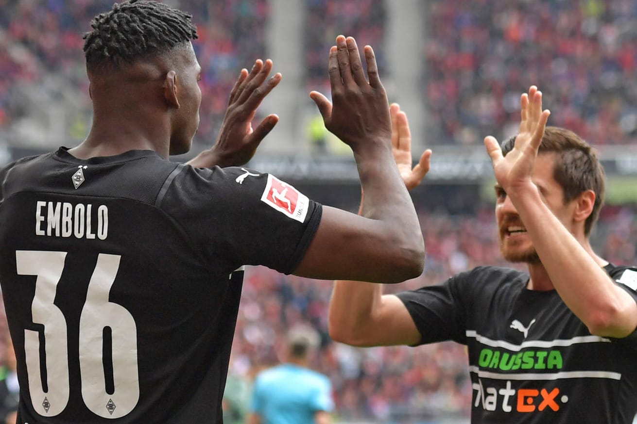 Breel Embolo und Jonas Hofmann: Das Gladbacher Duo spielt bald gegen eine ukrainische Auswahl.