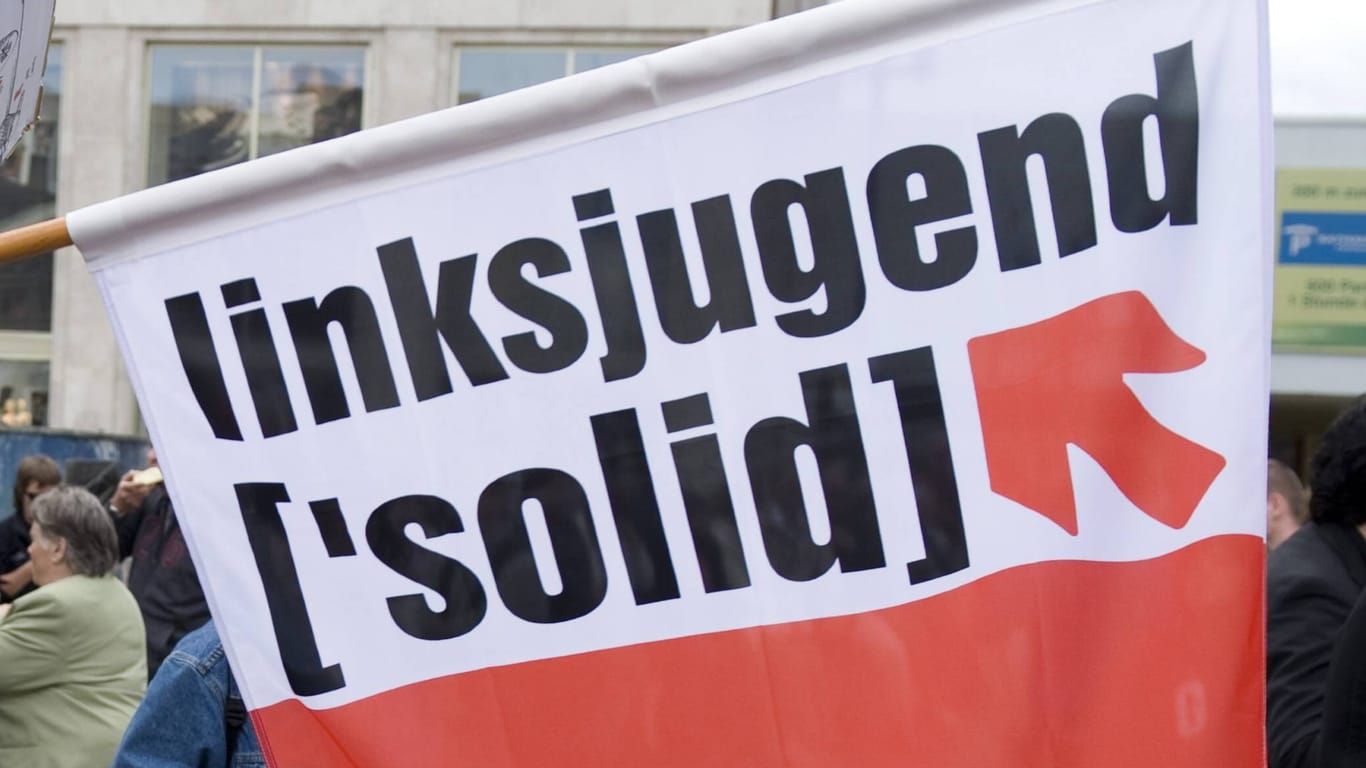 Solid-Fahne (Archivbild): Seit Monaten fällt der Berliner Landesverband negativ auf.