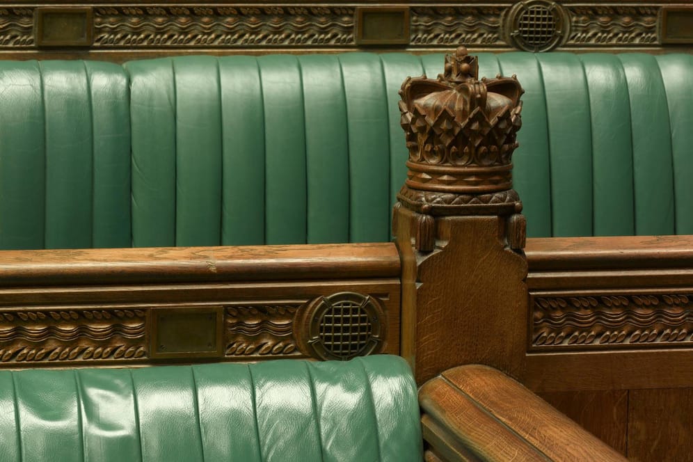 House of Commons, London: Im britischen Parlament wurde ein Abgeordneter wegen dem Konsum von Pornos im Plenarsaal von seiner Partei suspendiert.