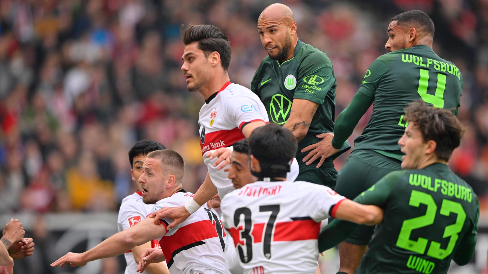 Bundesliga: Der VfB holte spät einen Punkt gegen Wolfsburg. Bundesliga: Der VfB holte spät einen Punkt gegen Wolfsburg.