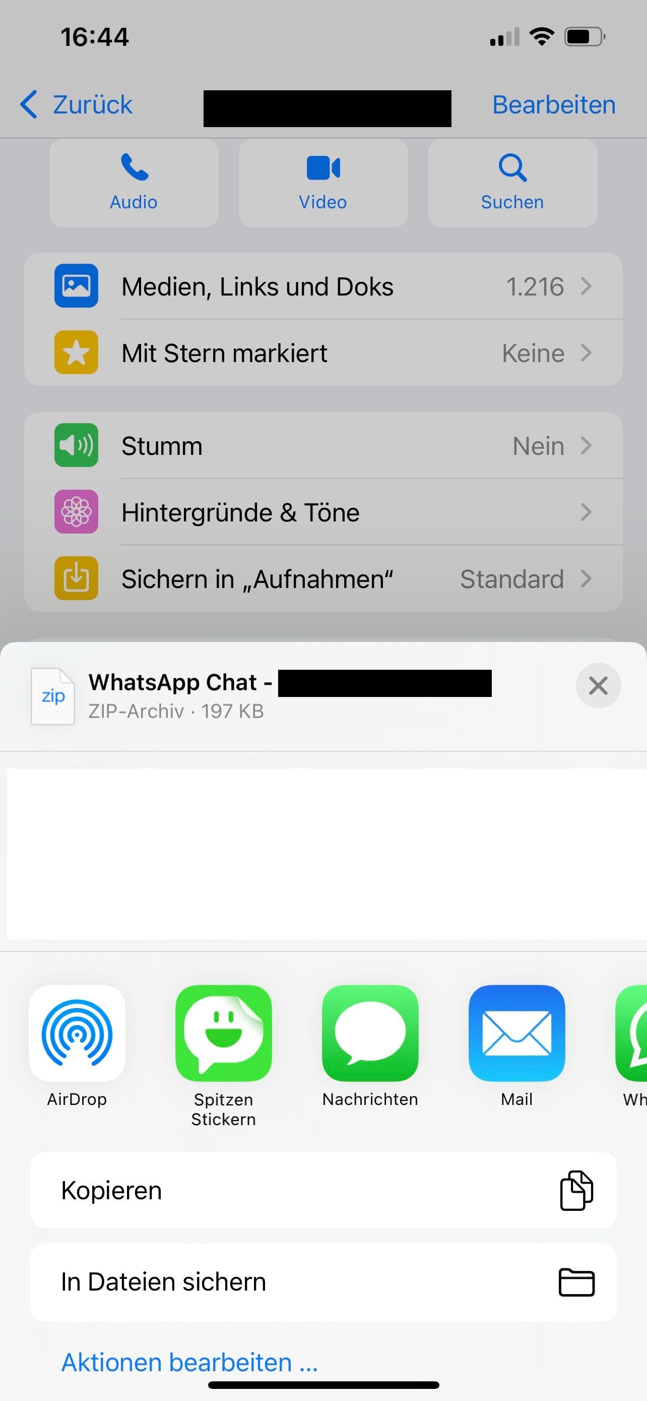 Der Chat kann mit Hilfe unterschiedlicher Apps verschickt oder übertragen werden.