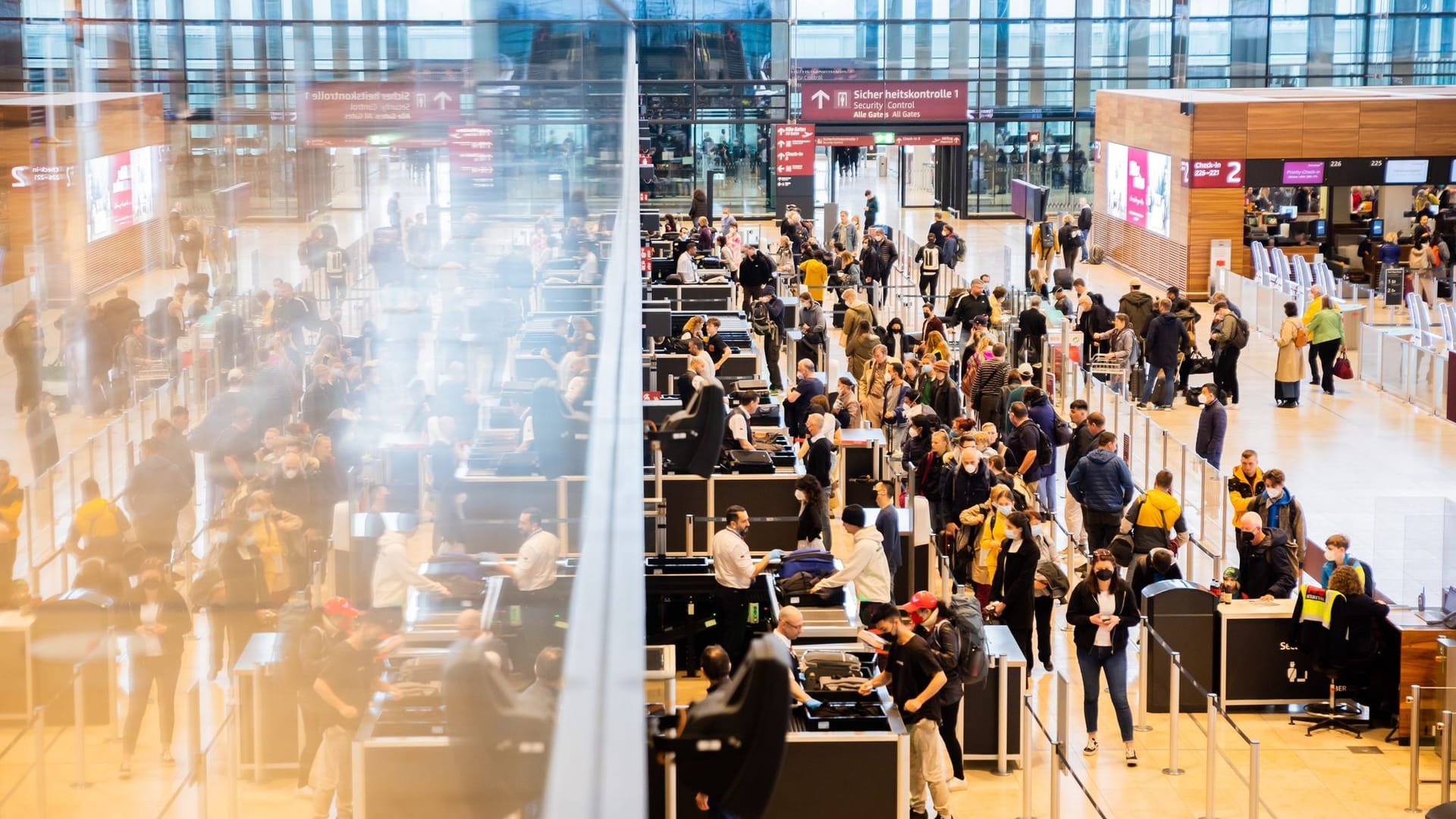 Osterreiseverkehr – Flughafen Berlin