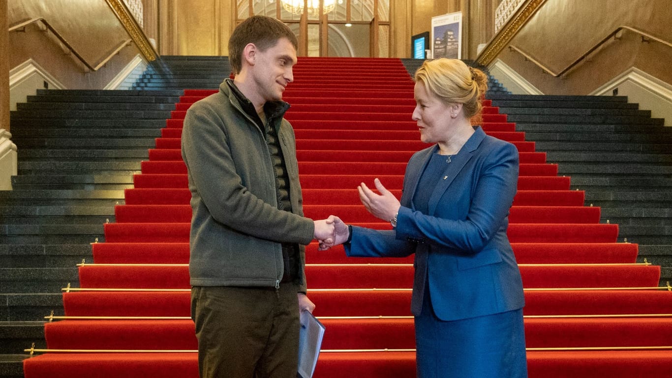 Berlins Bürgermeisterin empfängt Bürgermeister von Melitopol