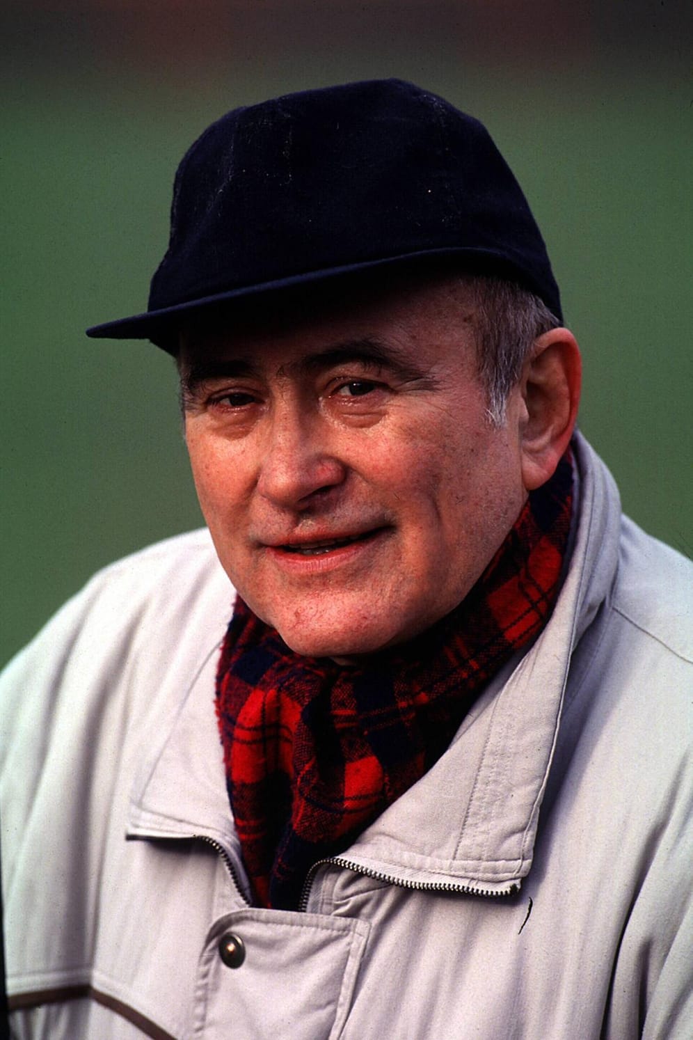 Kommentator Heinz Florian Oertel: Von 1965 bis 1991 moderierte er die beliebte Sendung "Sport aktuell". Er galt als "Die Stimme des Sports". Er wurde 17 Mal mit dem "Fernsehliebling" ausgezeichnet.