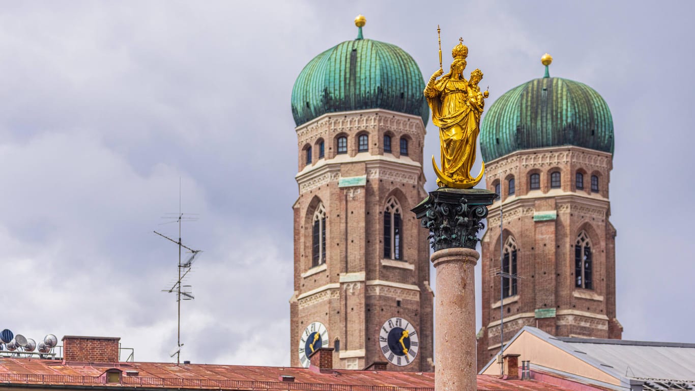 Die Frauenkirche in München: Kein Gebäude der Stadt ist höher als die zwei Türme.