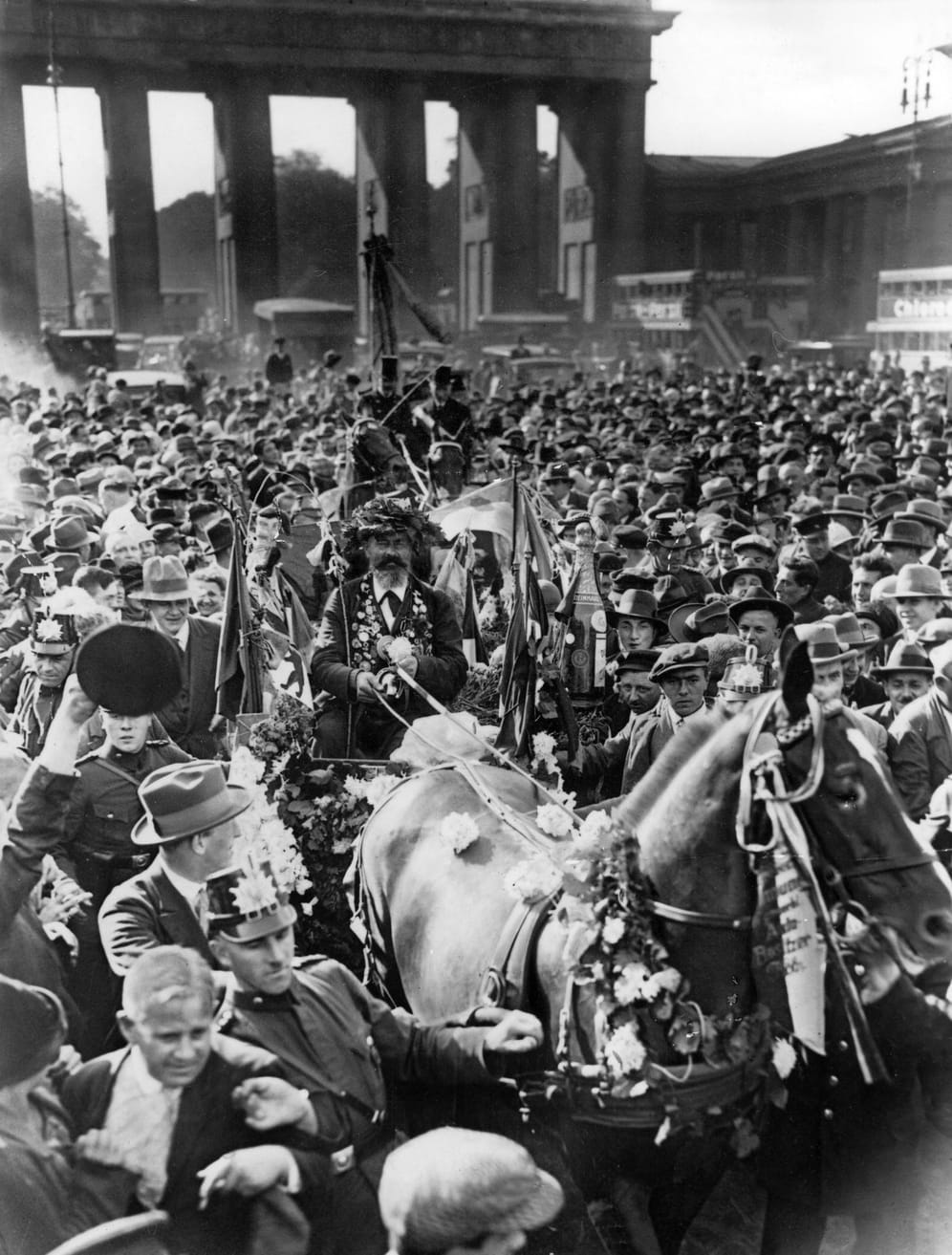 1928: Der berühmteste Kutscher Deutschlands