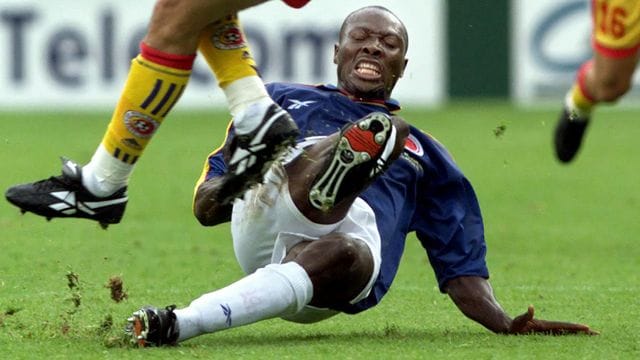 Freddy Rincón, Ex-Kapitän von Kolumbiens Fußball-Nationalmannschaft, liegt nach einem Verkehrsunfall auf der Intensivstation. Freddy Rincón, Ex-Kapitän von Kolumbiens Fußball-Nationalmannschaft, liegt nach einem Verkehrsunfall auf der Intensivstation.