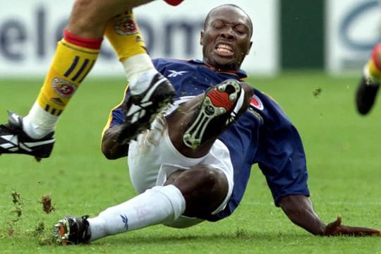 Freddy Rincón, Ex-Kapitän von Kolumbiens Fußball-Nationalmannschaft, liegt nach einem Verkehrsunfall auf der Intensivstation.