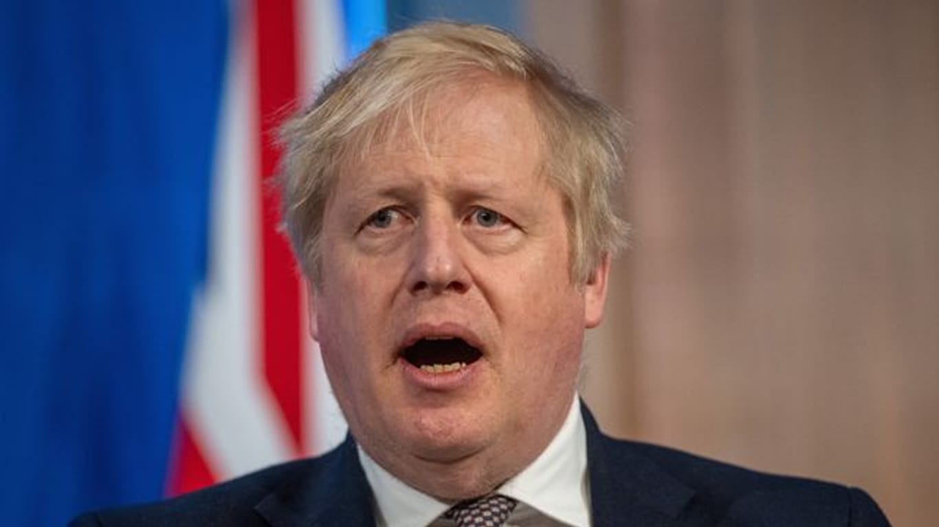 Boris Johnson muss nach der Affäre um verbotene Partys während des Corona-Lockdowns Strafe zahlen.