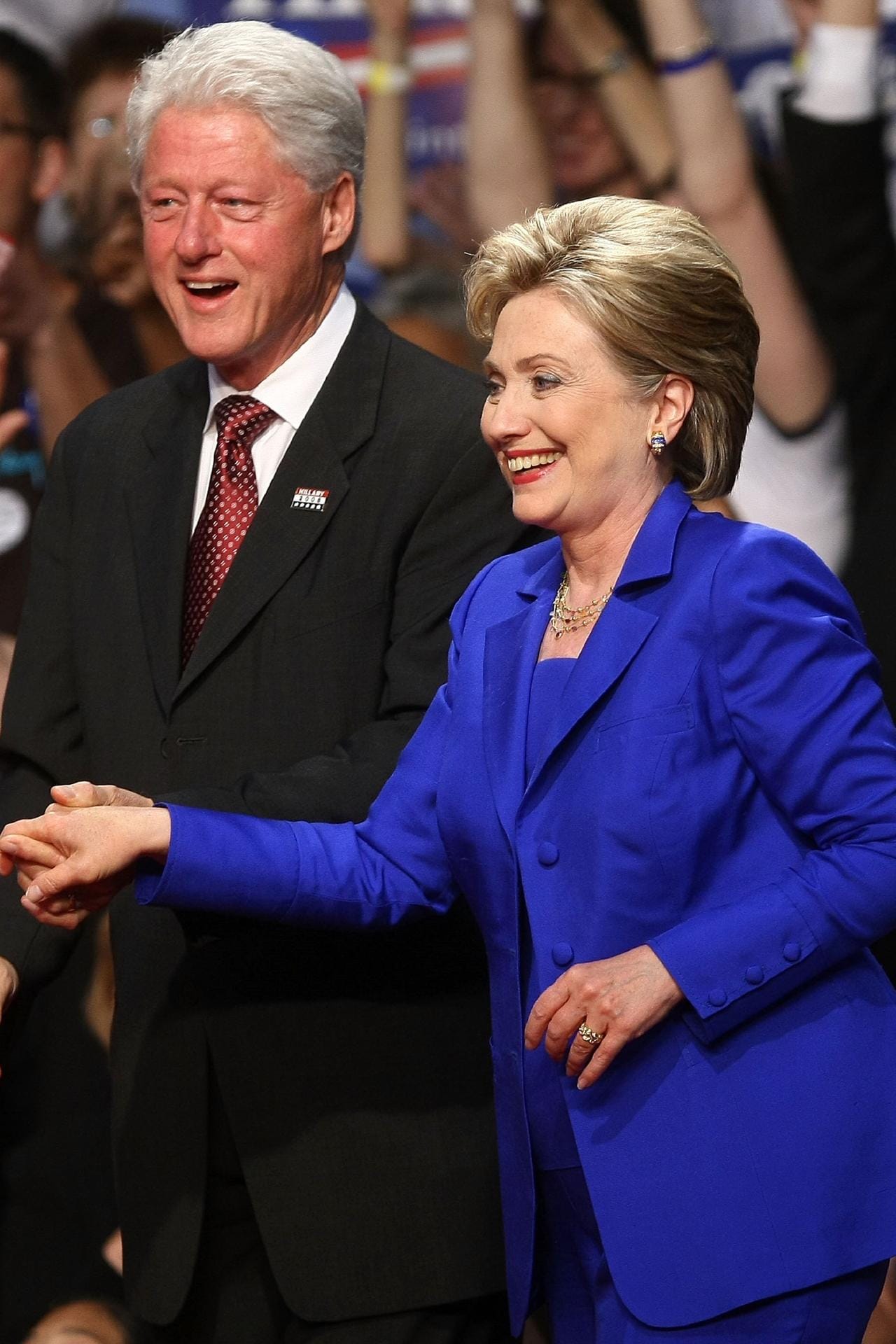 Hillary und Bill Clinton: Der Ex-US-Präsident hatte während seiner Amtszeit eine Affäre mit seiner Praktikantin Monica Lewinsky. Hillary Clinton verließ ihren Mann nicht.