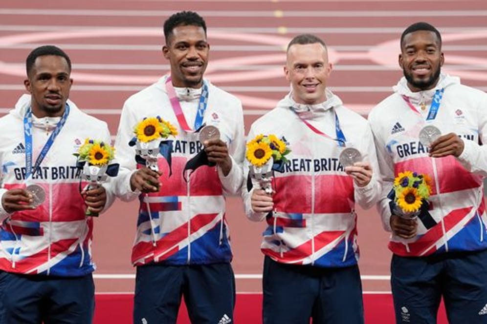 Großbritanniens Sprintstaffel um Chijindu Ujah (l.): Wegen Dopings müssen sie ihre Medaillen zurückgeben.