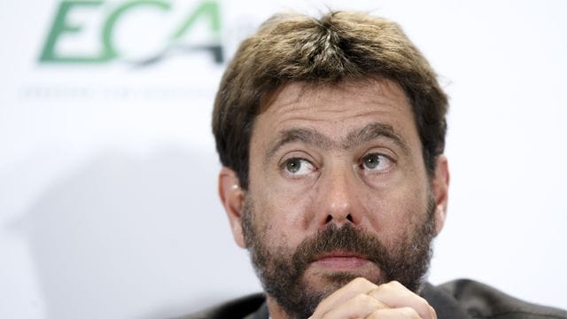 Zum Auftakt des Verfahrens hatte die Anklage unter anderem eine Sperre von zwölf Monaten für Juves Clubchef Andrea Agnelli gefordert. Zum Auftakt des Verfahrens hatte die Anklage unter anderem eine Sperre von zwölf Monaten für Juves Clubchef Andrea Agnelli gefordert.