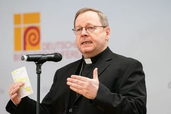 Fordert offen über Macht und Machtmissbrauch in der Kirche zu sprechen: Georg Bätzing.