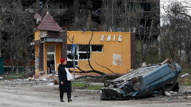 Die südrussische Hafenstadt Mariupol ist vom russischen Angriffskrieg in der Ukraine besonders schlimm betroffen.