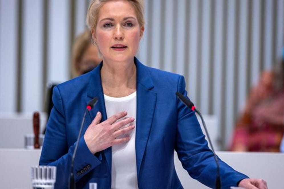 Mecklenburg-Vorpommerns Ministerpräsidentin Manuela Schwesig steht in der Kritik.