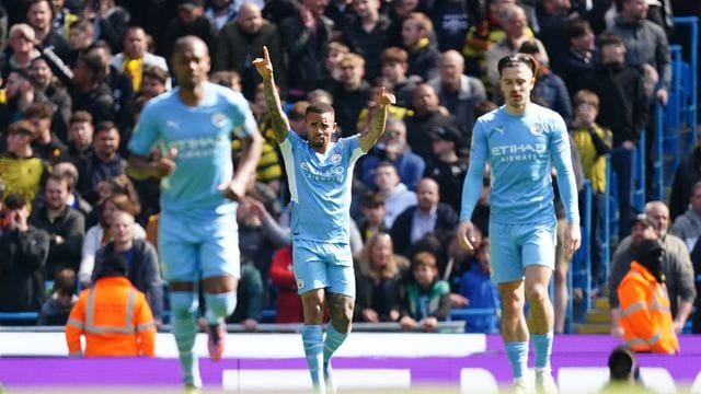 Gabriel Jesus (M) glänzte gegen Watford mit vier Toren.