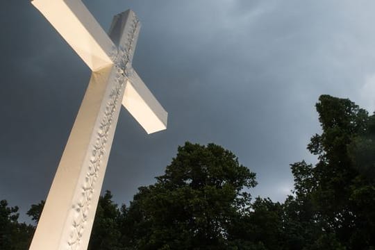 Auch die evangelische Kirche muss sich um die Aufarbeitung von Fällen sexualisierter Gewalt in ihren Reihen kümmern.