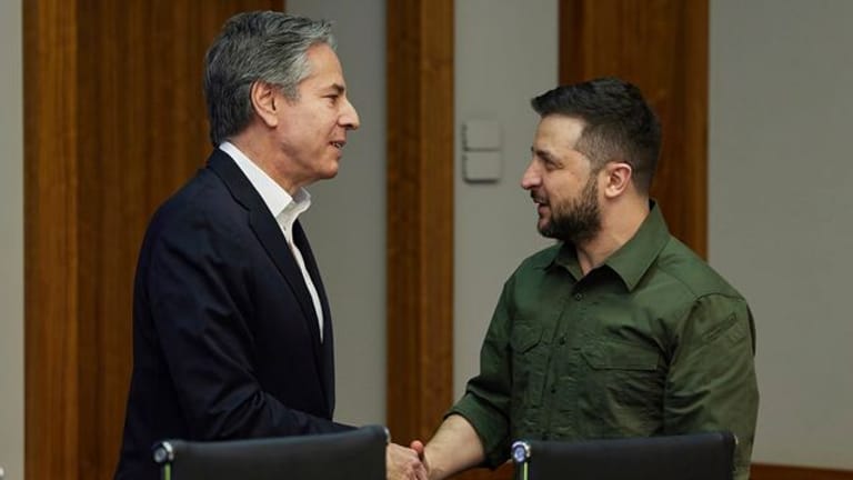 US-Außenminister Antony Blinken und der ukrainische Präsident Wolodymyr Selenskyj in Kiew.