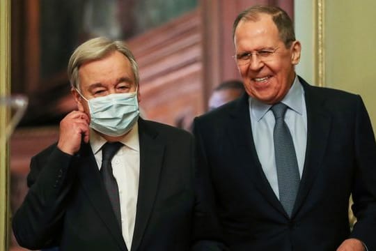 Russlands Außenminister Sergej Lawrow und UN-Generalsekretär António Guterres treffen sich in Moskau.