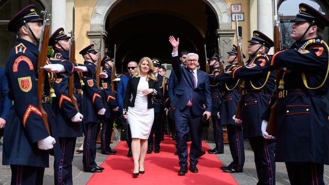 Bundespräsident Frank-Walter Steinmeier und die slowakische Präsidentin Zuzana Caputova in Kosice.