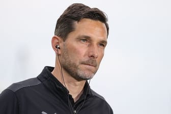 Hannover 96 hat das Interesse am Fürther Trainer Stefan Leitl bestätigt.