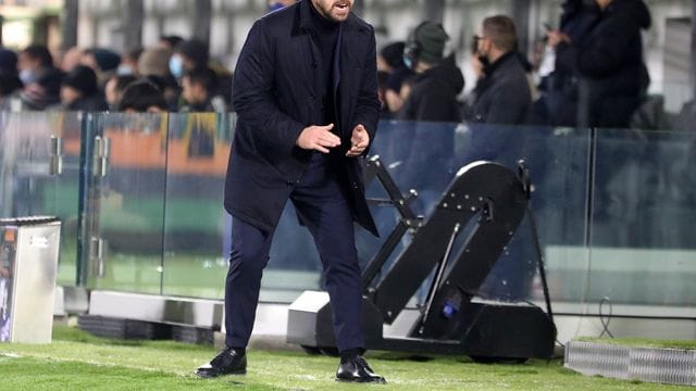 Ist nicht mehr Trainer vom FC Venedig: Paolo Zanetti. Ist nicht mehr Trainer vom FC Venedig: Paolo Zanetti.