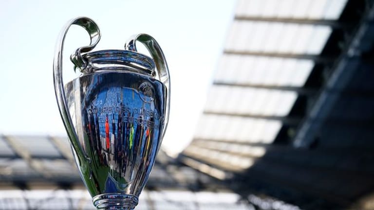 Es gibt Gedankenspiele statt Halbfinals mit Hin- und Rückspielen künftig ein Final-Four-Turnier in der Champions League einzuführen.