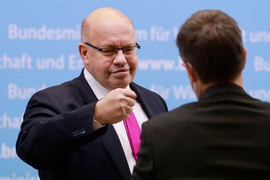 Der ehemalige Bundeswirtschaftsminister Peter Altmaier hatte laut eigener Aussage Bedenken bei der Gründung der umstrittenen Klimastiftung MV, er äußerte diese jedoch nur im Gespräch mit Vertretern der Landesregierung, nicht öffentlich.