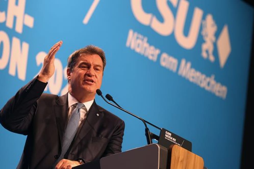 Markus Söder, Parteivorsitzender der CSU, spricht beim kleinen Parteitag der CSU.