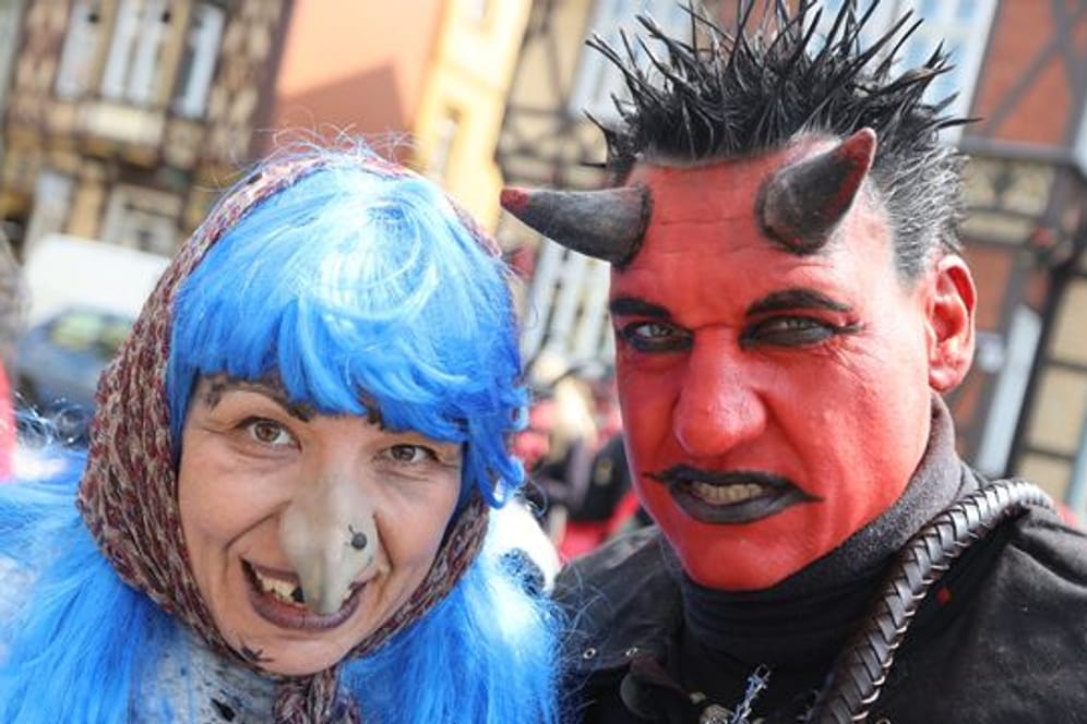 Hexen und Teufel treffen sich wieder am Brocken, um die traditionelle Walpurgisnacht zu feiern.
