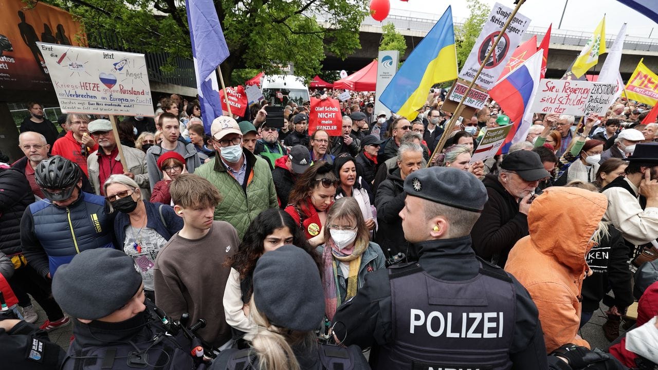 Viel los bei der 1. Viel los bei der 1.