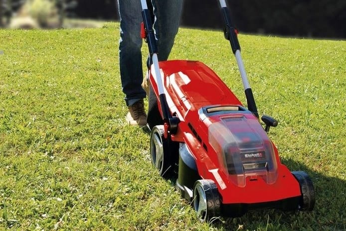 Amazon-Angebote: Akku-Rasenmäher, Rasentrimmer und mehr sind heute zu Schnäppchenpreisen erhältlich.