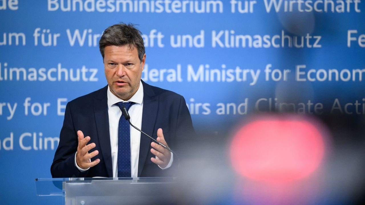 "Es wird hohe Preissprünge geben": Robert Habeck. "Es wird hohe Preissprünge geben": Robert Habeck.