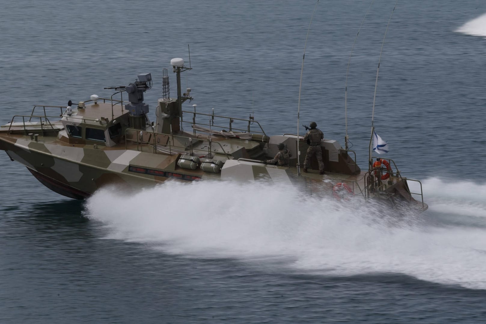 Patrouillenboot des Typs "Raptor" (Symbolbild): Die Ukraine meldet, zwei russische Schiffe im Schwarzen Meer versenkt zu haben.