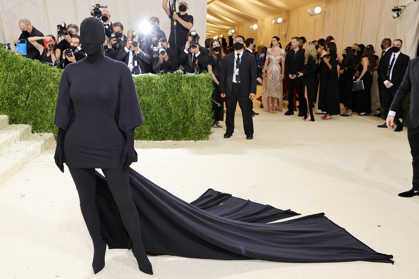 Kim Kardashian: Die Influencerin nahm vergangenes Jahr mit ihrem Ex Kanye West an der Met Gala teil.