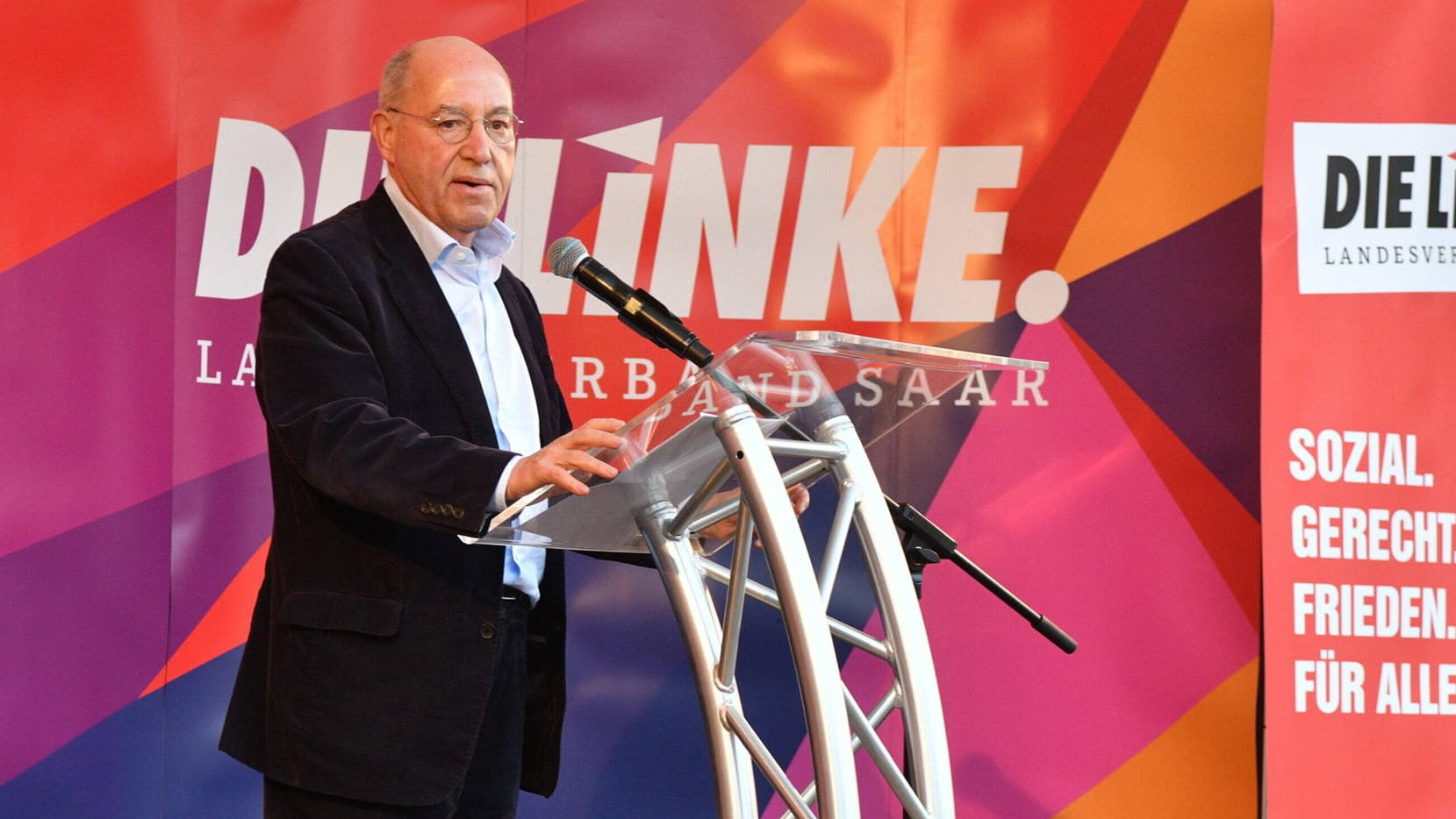 Bundestagsabgeordneter Gregor Gysi (Archiv): Eine dreiköpfige Delegation der Linken will nach Kiew, Butscha, Irpin und Lwiw reisen.