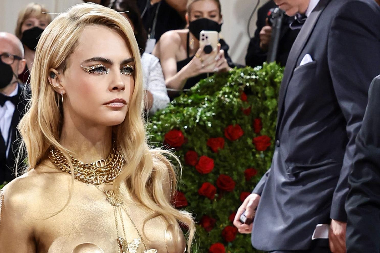 Cara Delevingne: Das Model kam in einem Hauch von Nichts.