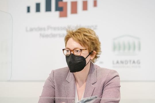 Gesundheitsministerin Behrens