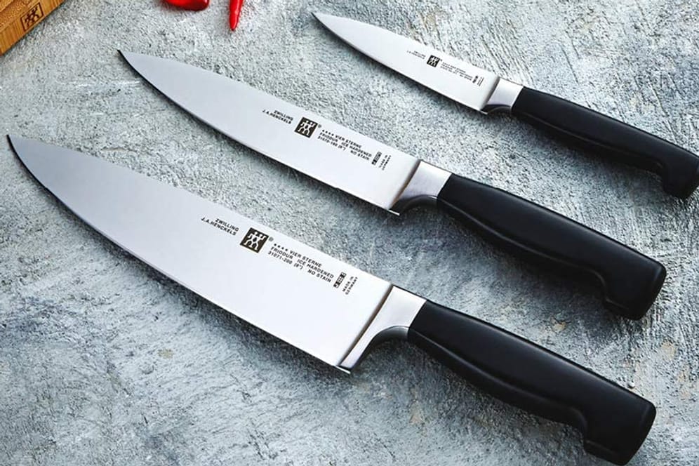 Küchen-Angebote: Hochwertige Messer von Zwilling erhalten Sie heute in verschiedenen Sets zu Top-Preisen.