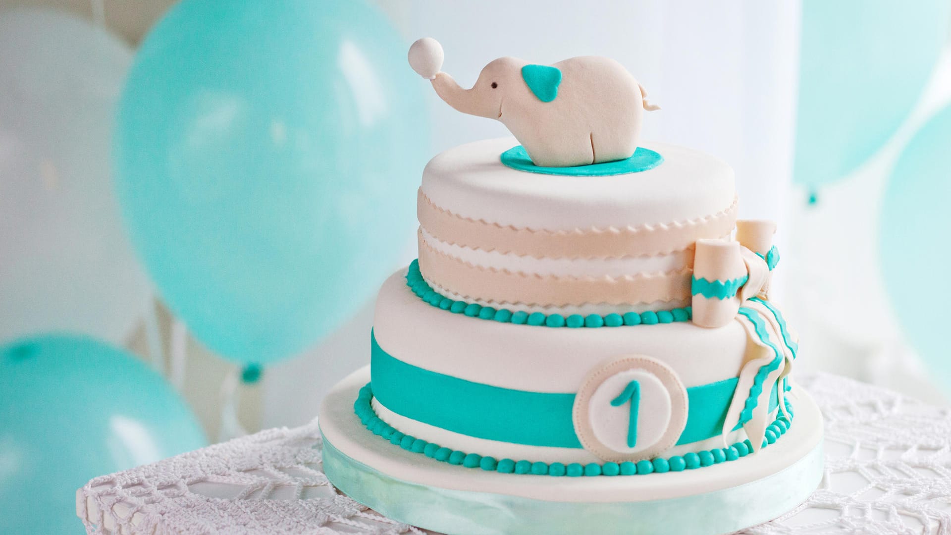 Geburtstagstorte: Herzlichen Glückwunsch zum Geburtstag!