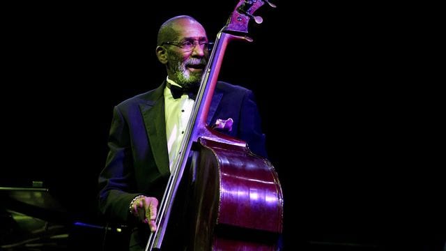 Der US-amerikanische Jazz-Bassist Ron Carter wird 85.