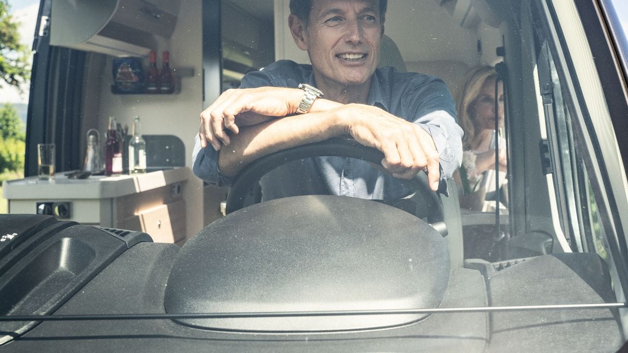 Alles dreht sich um Camping-Routen und Stellplätze: Gewöhnliche Navis reichen Wohnmobil-Besitzerinnen und -Besitzern oft nicht. Alles dreht sich um Camping-Routen und Stellplätze: Gewöhnliche Navis reichen Wohnmobil-Besitzerinnen und -Besitzern oft nicht.
