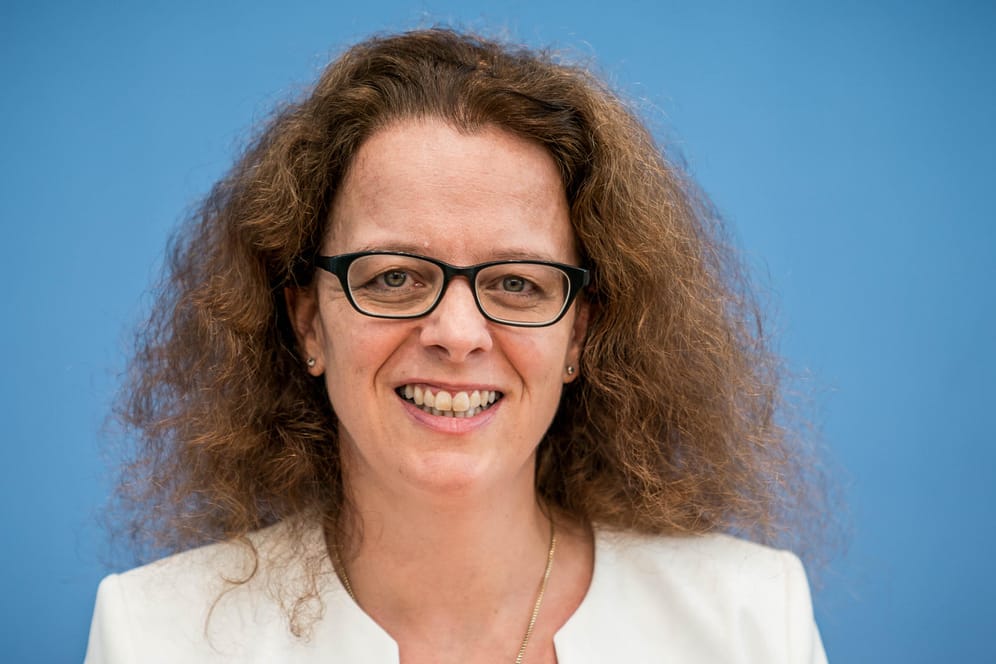 EZB-Direktorin Isabel Schnabel: Im Juli könnten die Zinsen steigen.