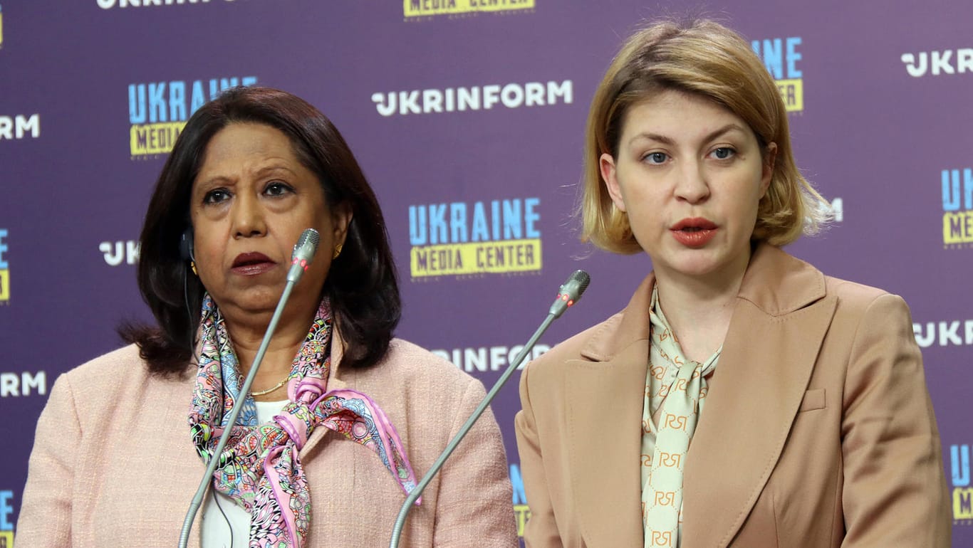 UN-Sonderbeauftragte Pramila Patten und die stellvertretende ukrainische Ministerpräsidentin Olha Stefanishyna bei einer gemeinsamen Pressekonferenz: "Nur die Spitze des Eisbergs".