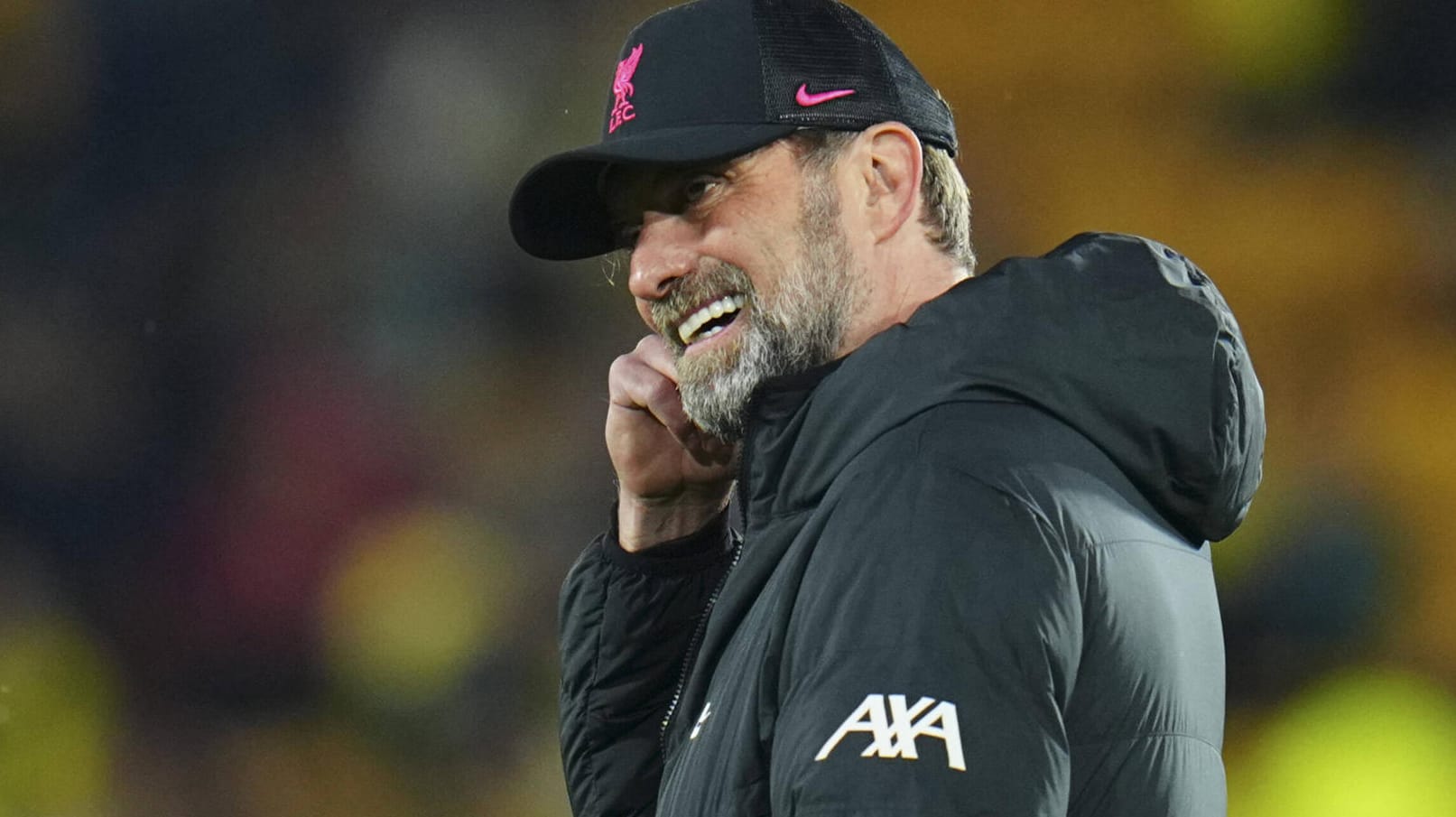 Jürgen Klopp nachdenklich: Liverpool hat in dieser Saison die Chance auf vier Titel. Einen haben die "Reds" bereits gewonnen.